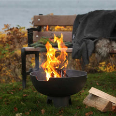 Morso-Ignis-Fire-Pit-Lifestyle-1